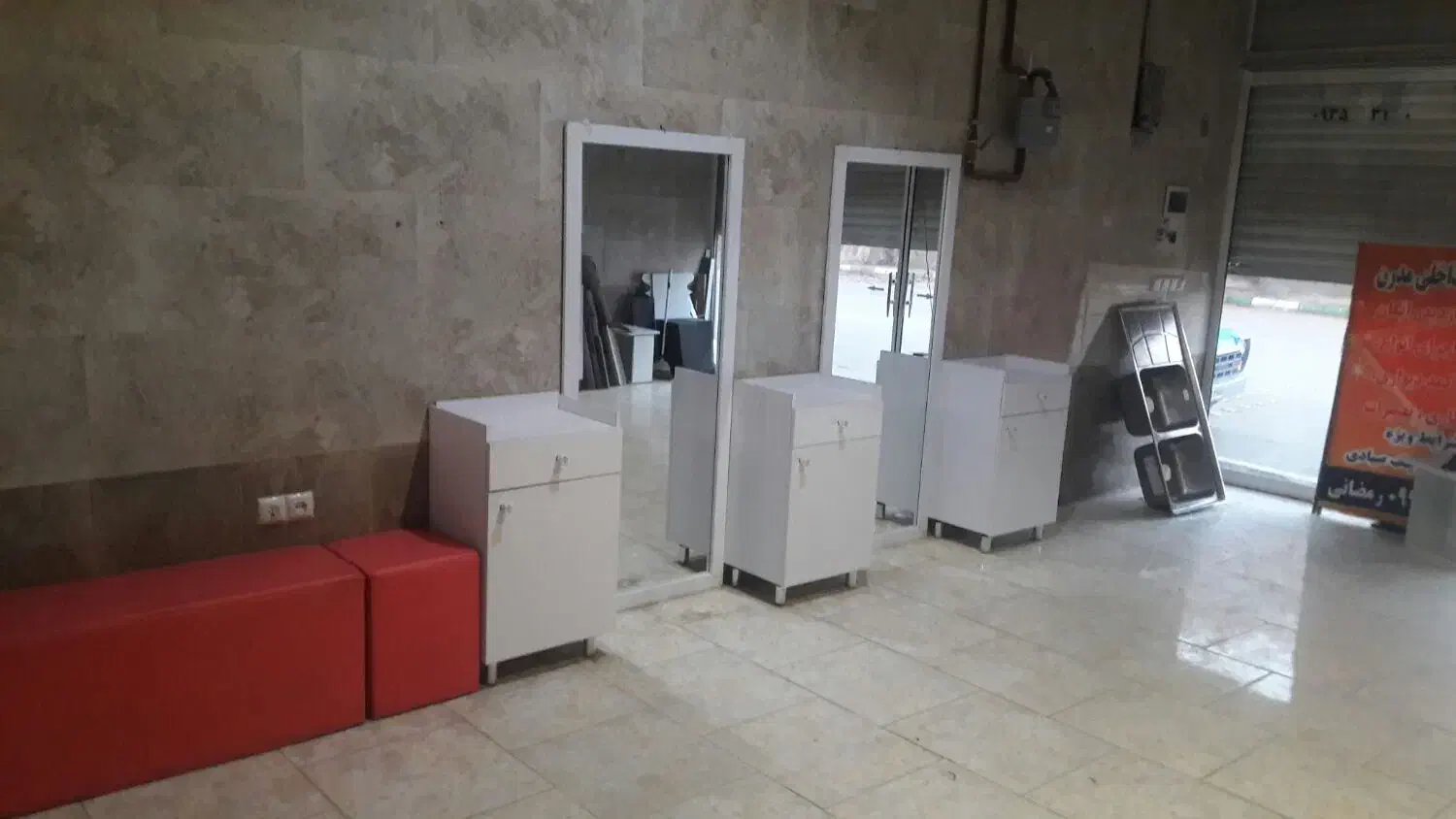 دکورآرایشگاه مردانه وزنانه|آرایشگاه و سالن‌های زیبایی|مشهد, یاغون آباد|دیوار