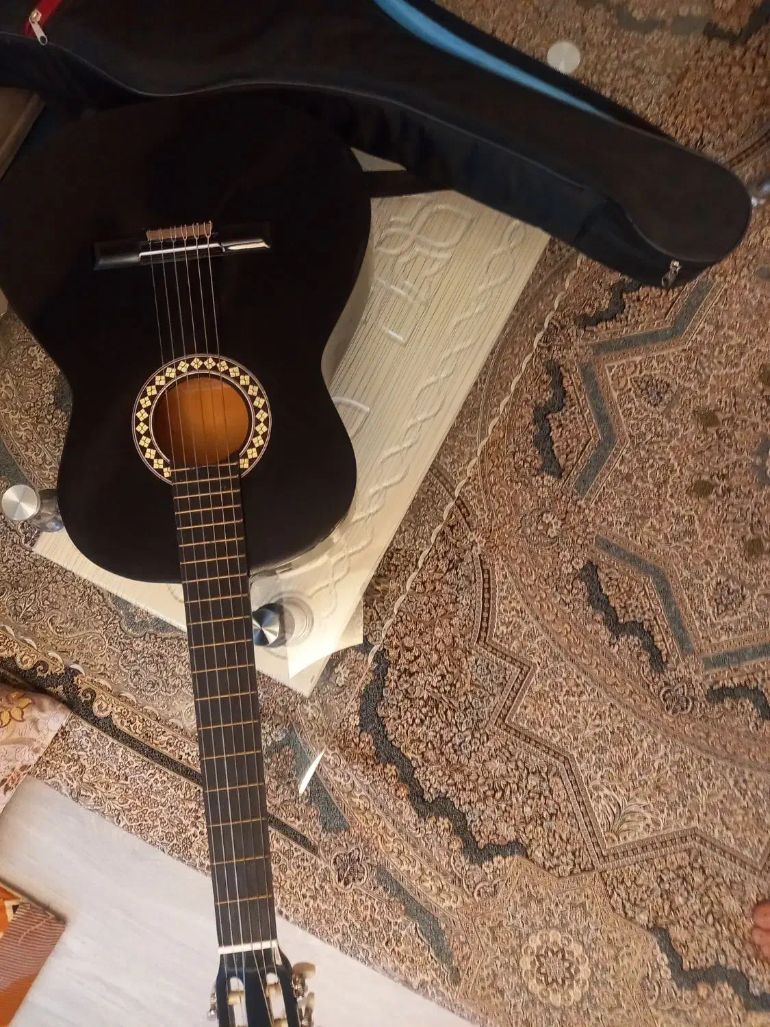 گیتار تمیز باکیف|گیتار، بیس، امپلیفایر|خوی, |دیوار