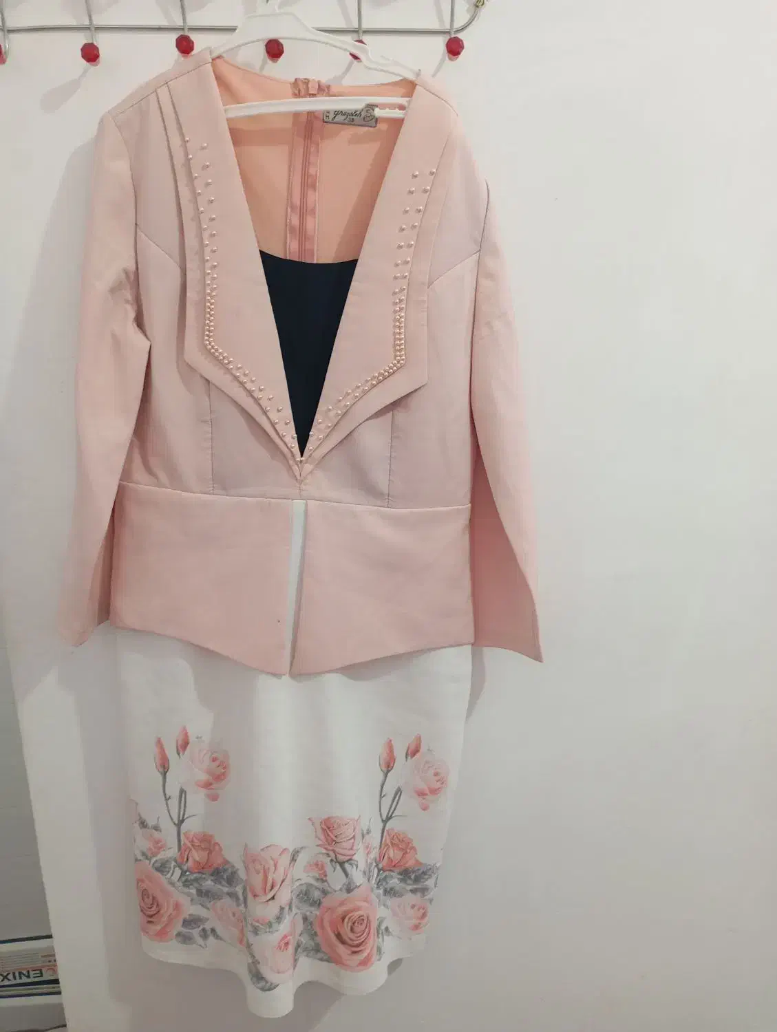 تعدادی لباس مجلسی هرکدام 400تومن|لباس|قیدار, |دیوار