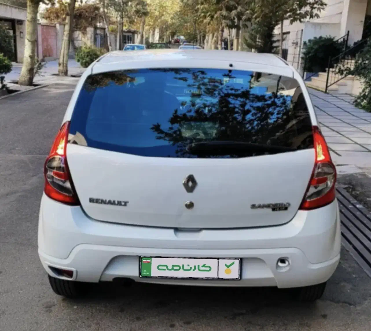 رنو ساندرو / مدل ۹۵ /باضمانت کارنامه|خودرو سواری و وانت|کرج, باغستان|دیوار
