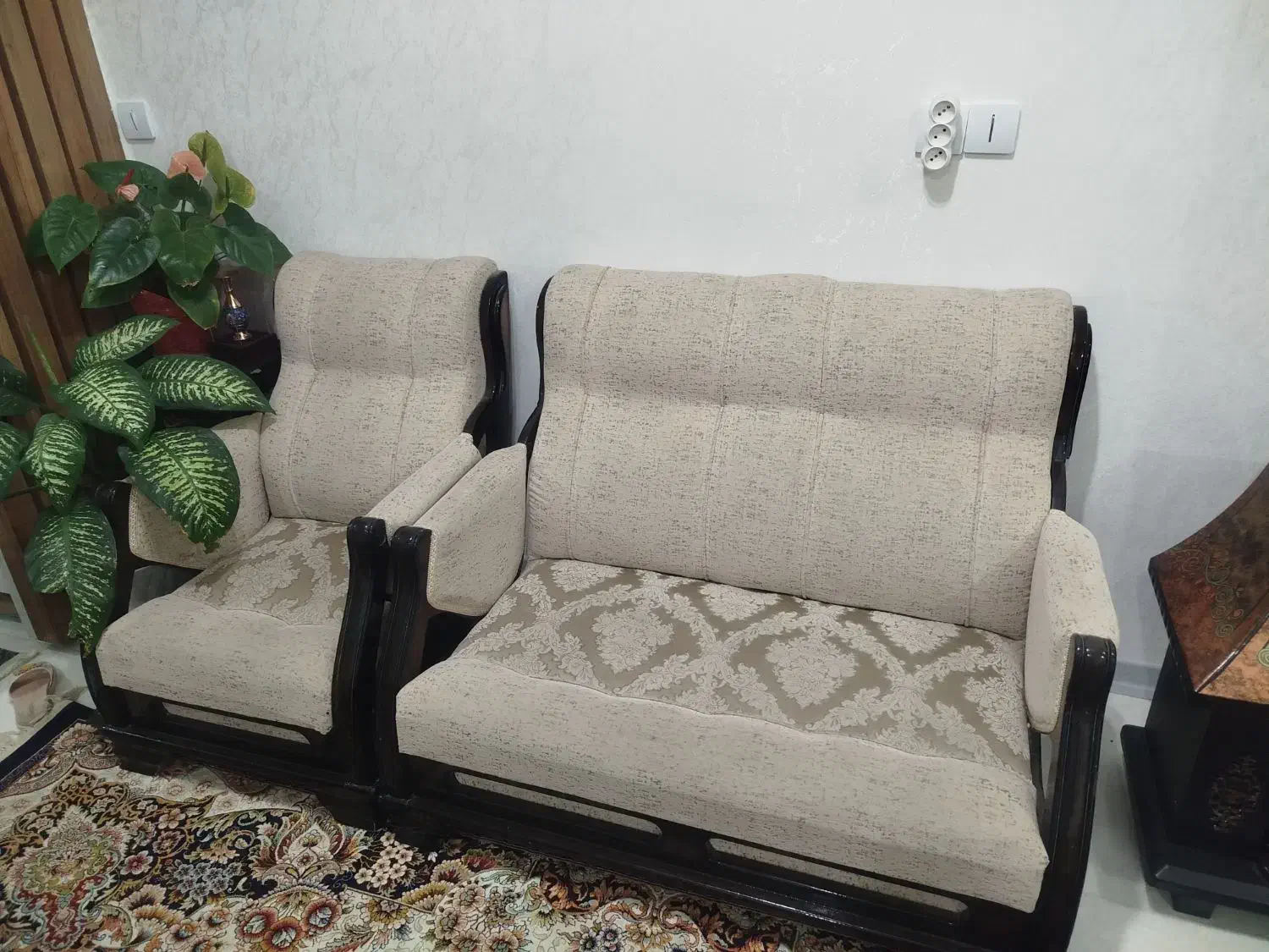 مبل کارکرده سالم|مبلمان خانگی و میز عسلی|بروجن, |دیوار