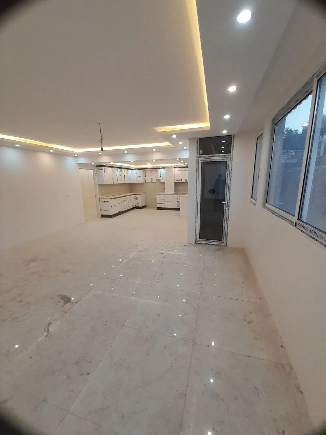 اپارتمان ۱۳۰متری سه خواب|فروش آپارتمان|اصفهان, سرچشمه|دیوار