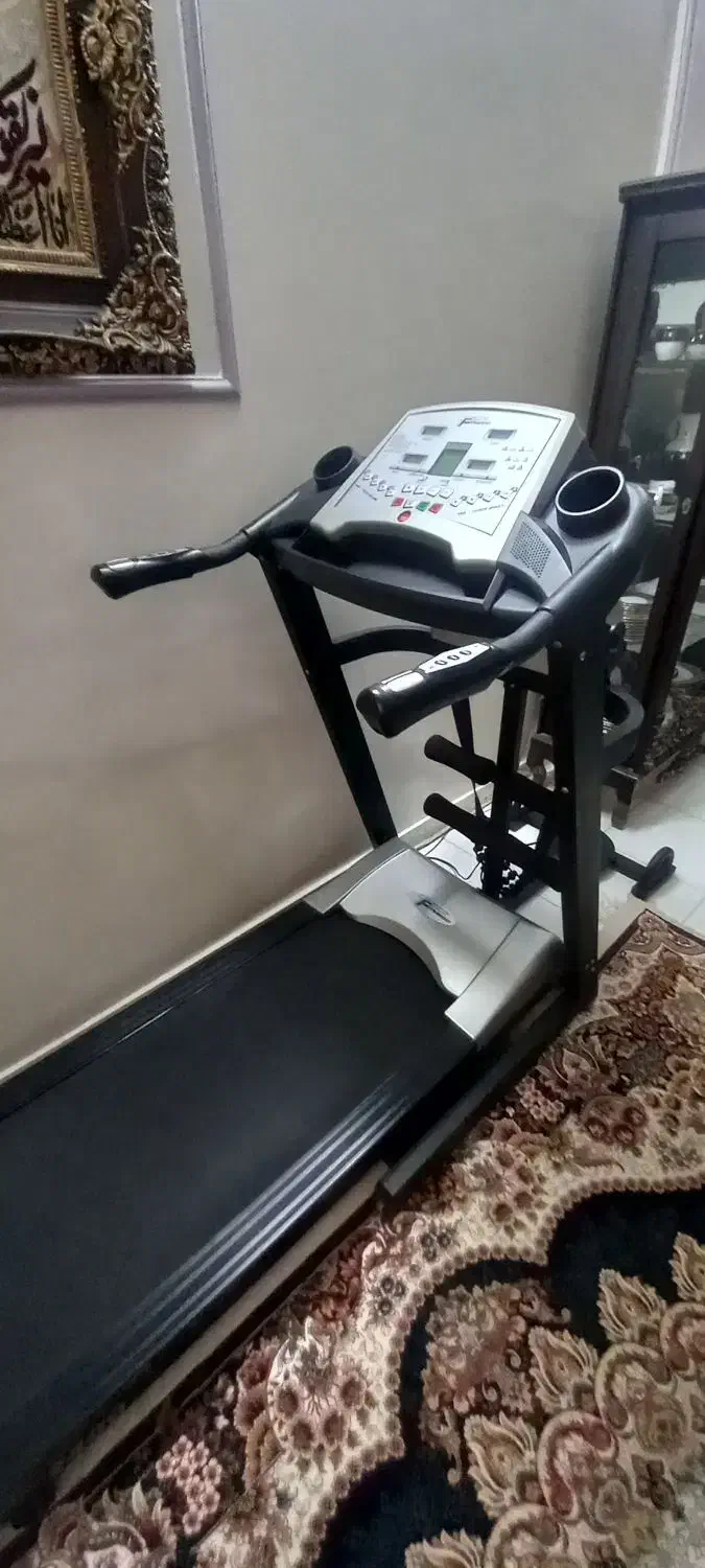 تردمیل توربو فیتنس ۲۴۰۰ در حد نو|تجهیزات ورزشی|شهریار, شهریار|دیوار