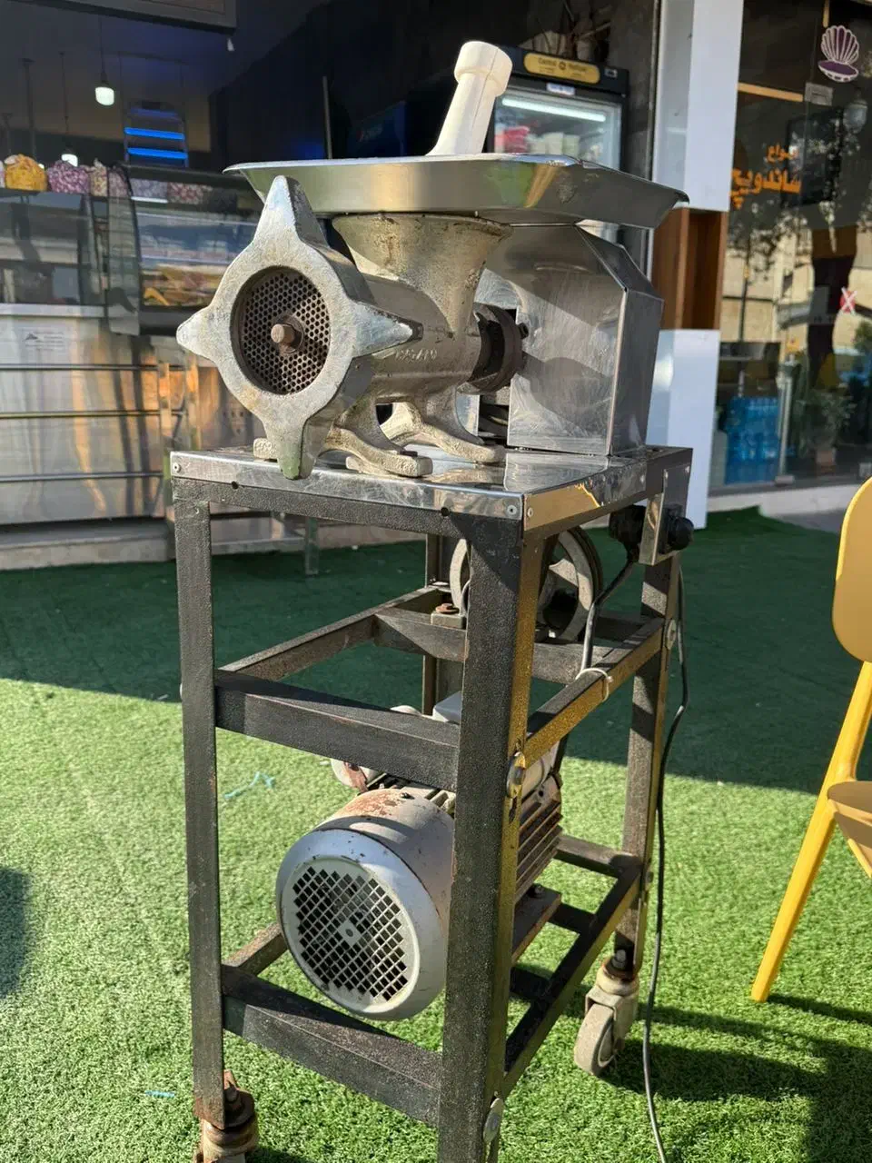 چرخ گوشی صنعتی|ماشین‌آلات صنعتی|بهشهر, |دیوار