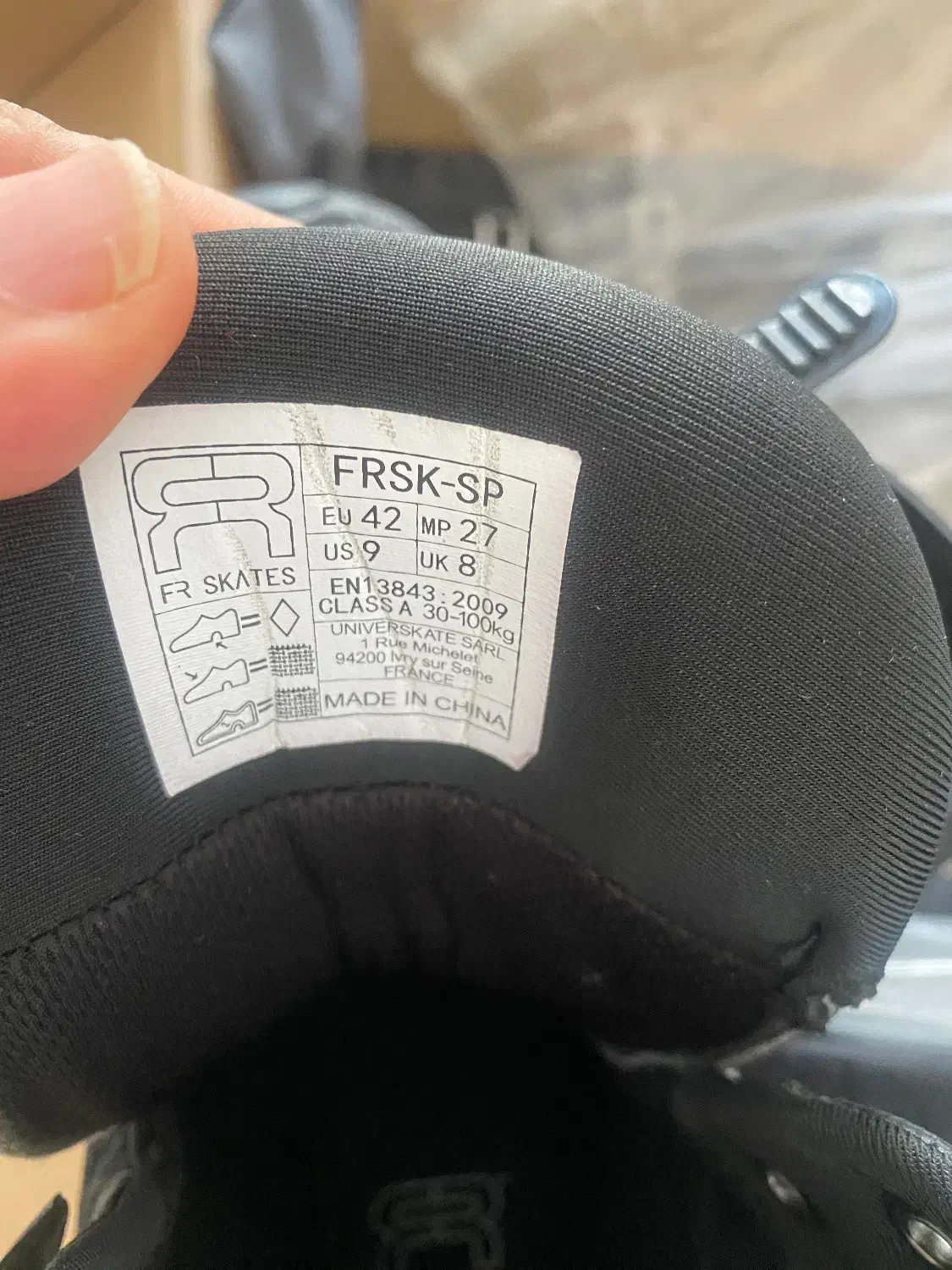 کفش اسکیت حرفه ای|دوچرخه، اسکیت، اسکوتر|تهران, مرزداران|دیوار