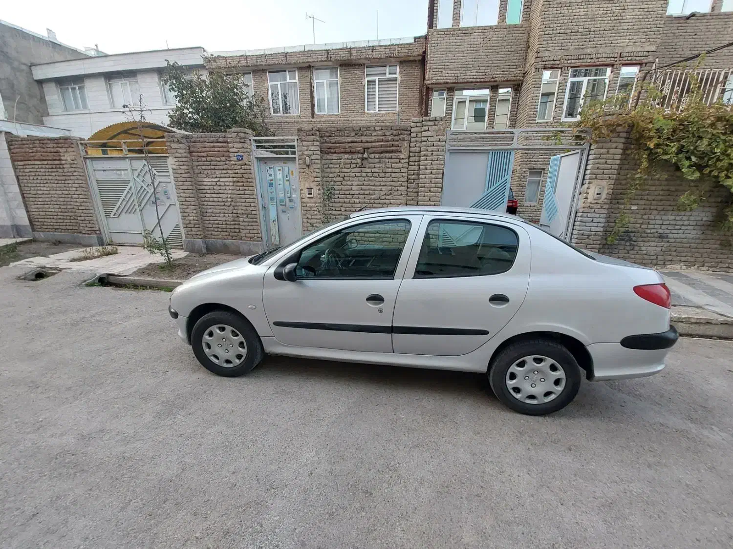 پژو ۲۰۶ صندوقدار مدل ۸۷|خودرو سواری و وانت|اردبیل, |دیوار