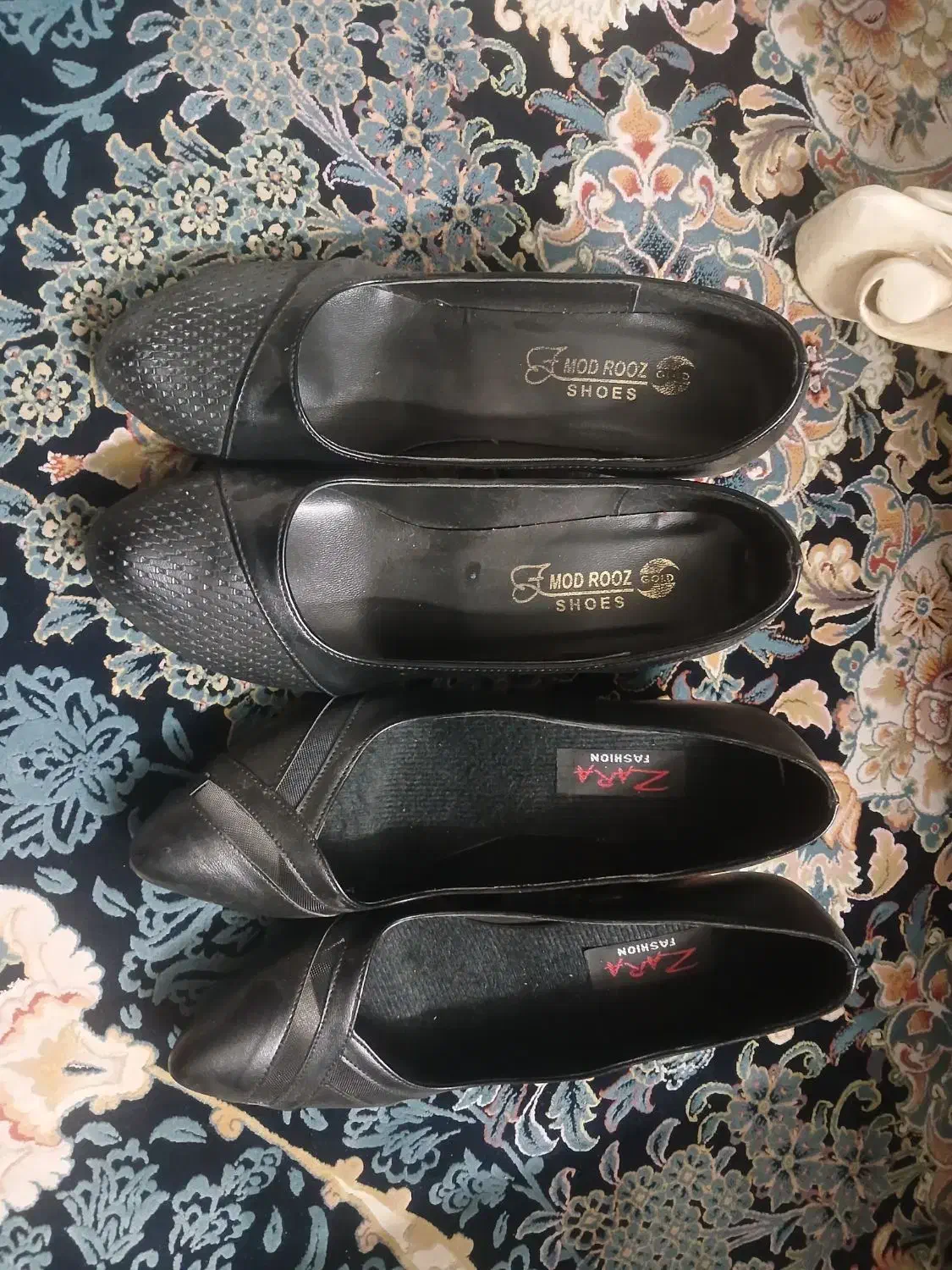 دوجفت کفش مجلسی|کیف، کفش، کمربند|ری, شهرک نظامی|دیوار