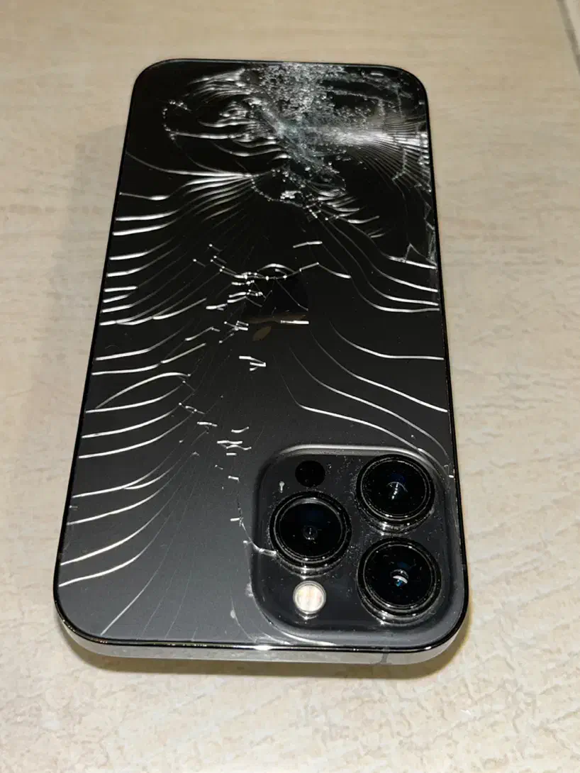 اپل iPhone 13 Pro Max با حافظهٔ ۲۵۶ گیگابایت|موبایل|تهران, گلستان (شهرک راه آهن)|دیوار