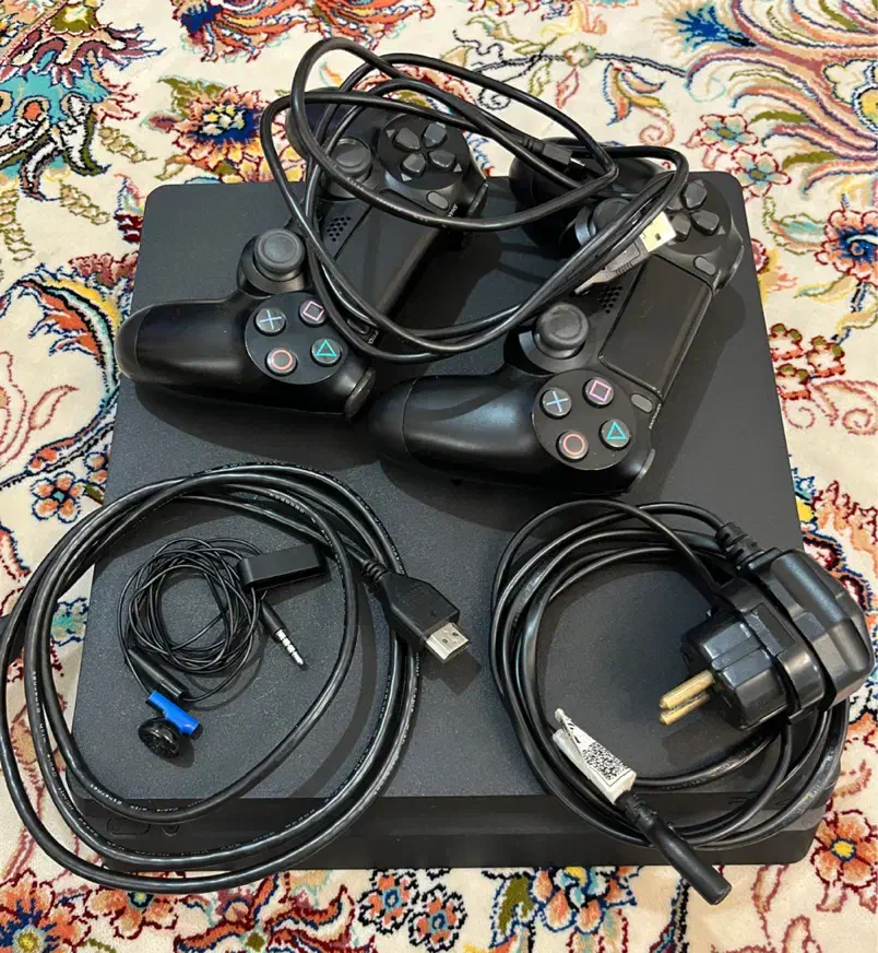 Ps4 slim 1 tra|کنسول، بازی ویدئویی و آنلاین|تهران, فلاح|دیوار