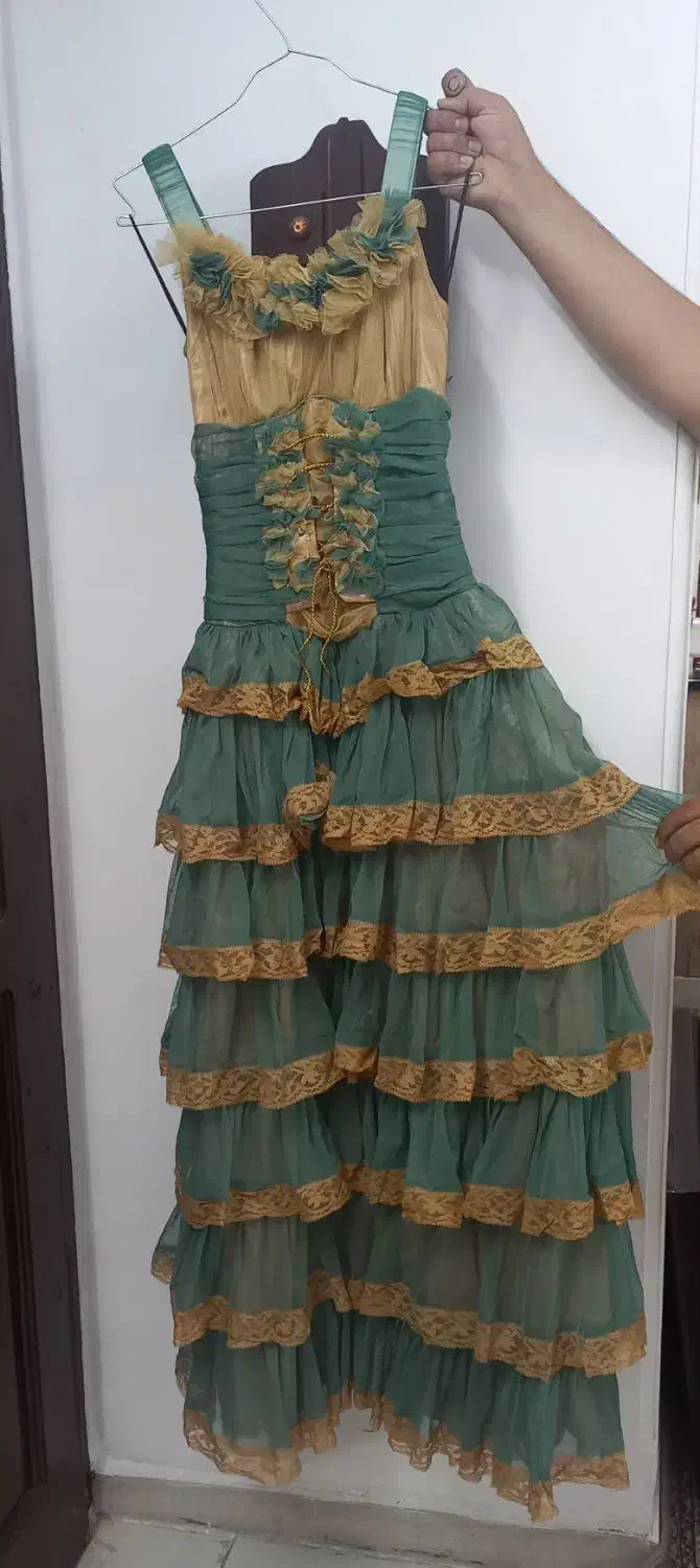 لباس مجلسی  طرح وینتیج سبز-طلایی، خاص و کمیاب|لباس|تهران, والفجر (افسریه)|دیوار