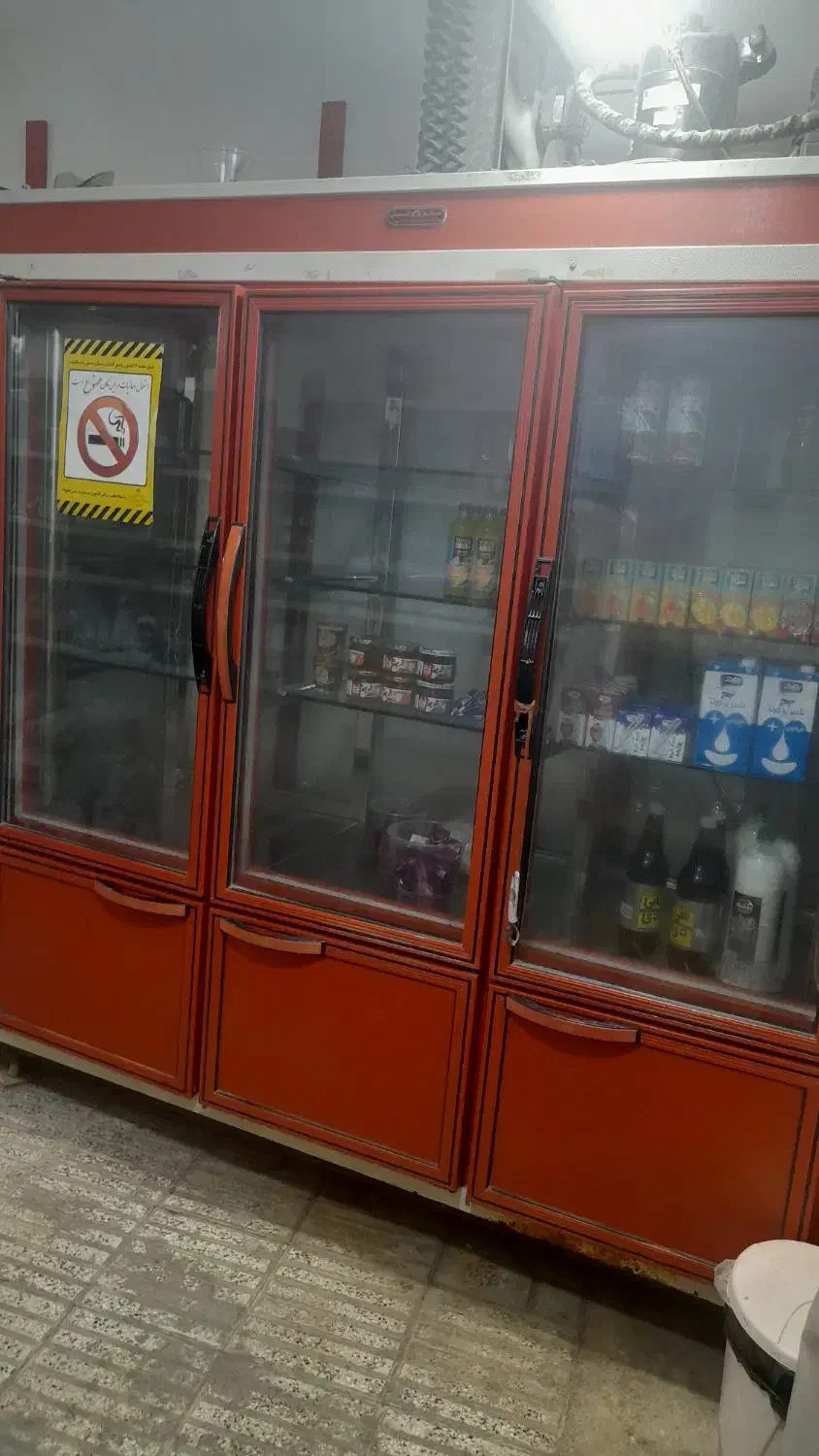 یخچال ویترینی در حد نو تمیز و سالم|یخچال و فریزر|فاضل آباد, |دیوار