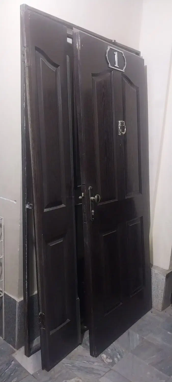 درب سالن|مصالح و تجهیزات ساختمان|فولادشهر, مسکن مهر فولادشهر|دیوار