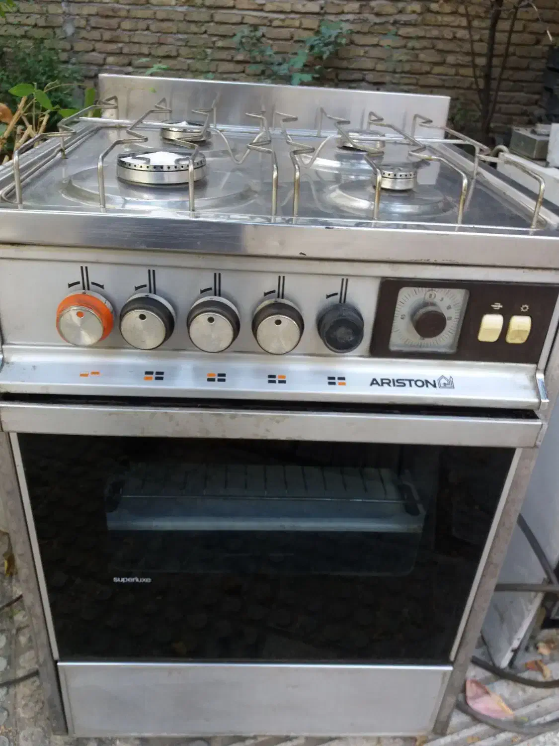 اجاق گاز چهارشعله فرداروجوجه سرخکن دار اریستون|اجاق گاز و لوازم برقی پخت‌وپز|لواسان, |دیوار