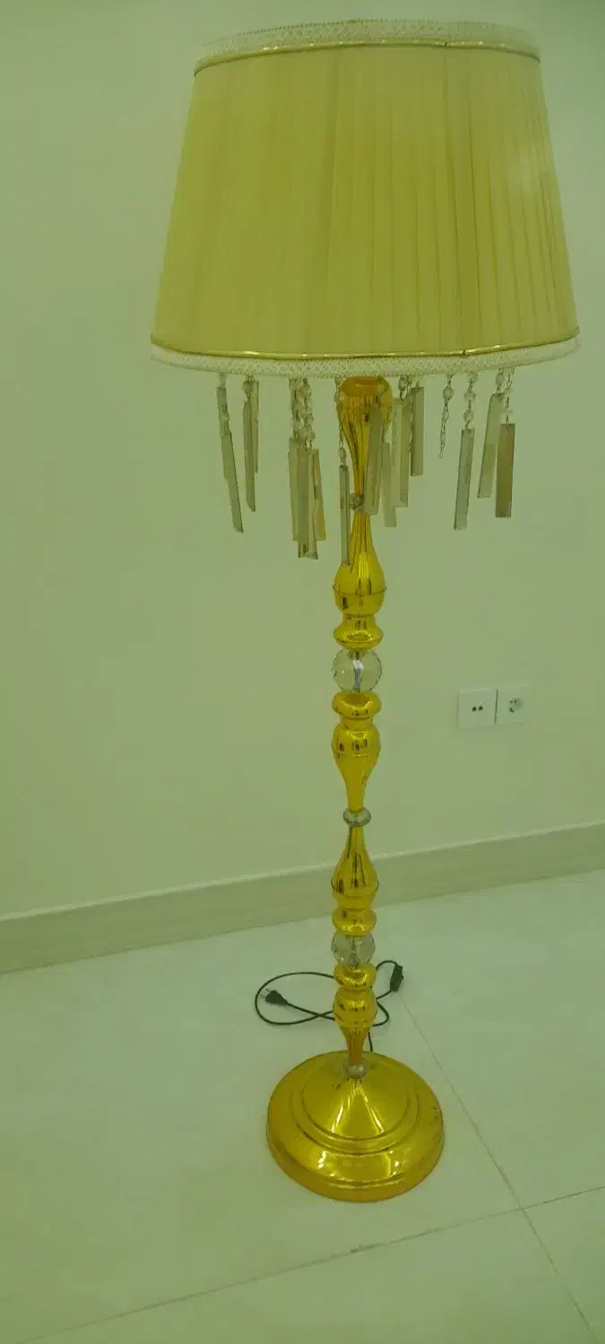 آباژور دکوراتیو نو|چراغ خواب و آباژور|ملایر, |دیوار