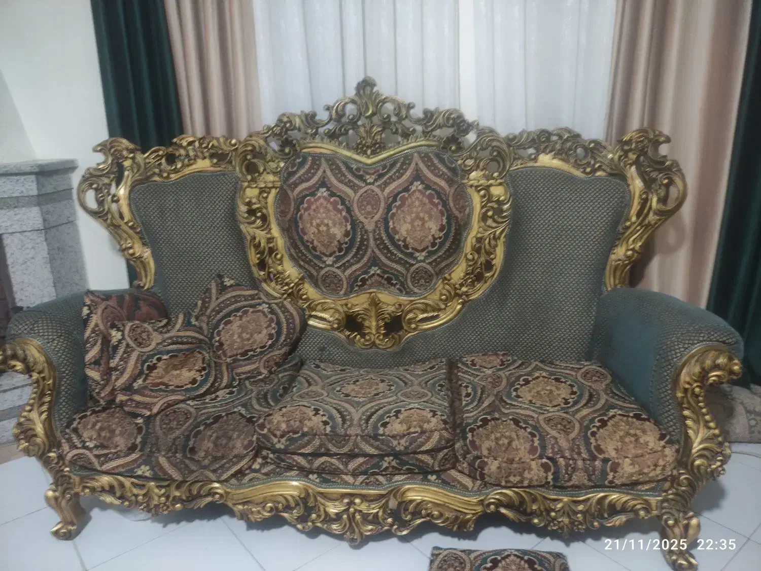 مبل سلطنتی کار کرده|مبلمان خانگی و میز عسلی|تهران, جمالزاده|دیوار