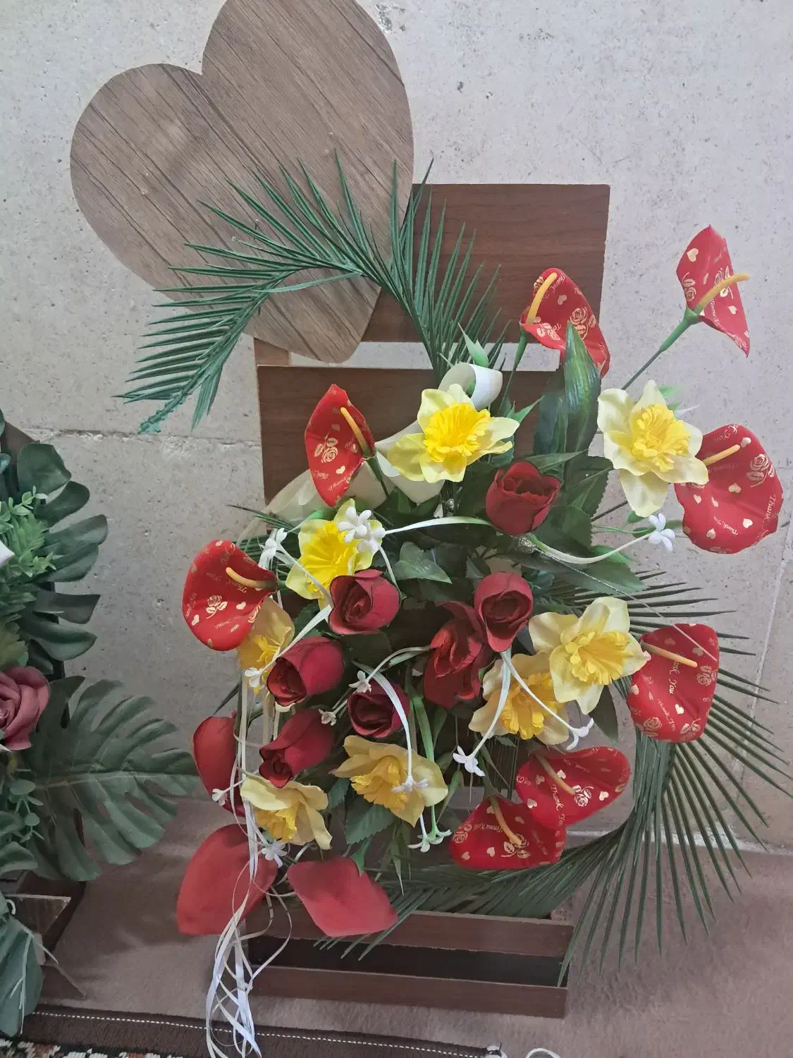 گل مصنوعی زیبا|گل مصنوعی|سبزوار, قاضی زاد|دیوار