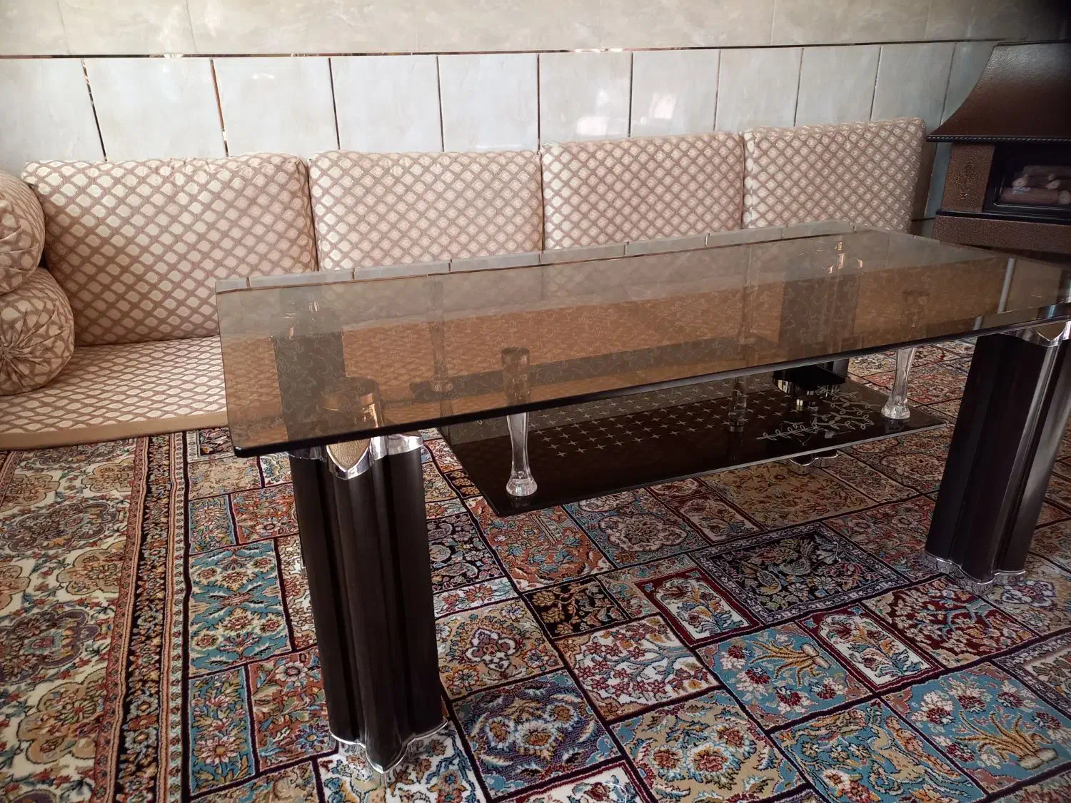 میز و عسلی شیشه ای|مبلمان خانگی و میز عسلی|شهرکرد, |دیوار