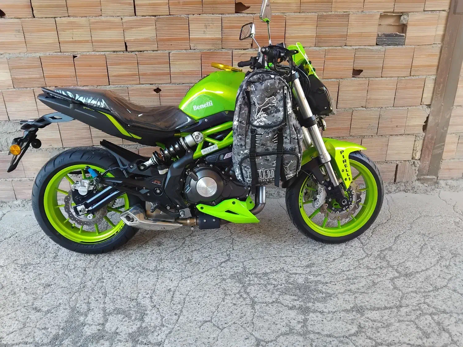 beneli300***new face|موتورسیکلت|رشت, باهنر|دیوار