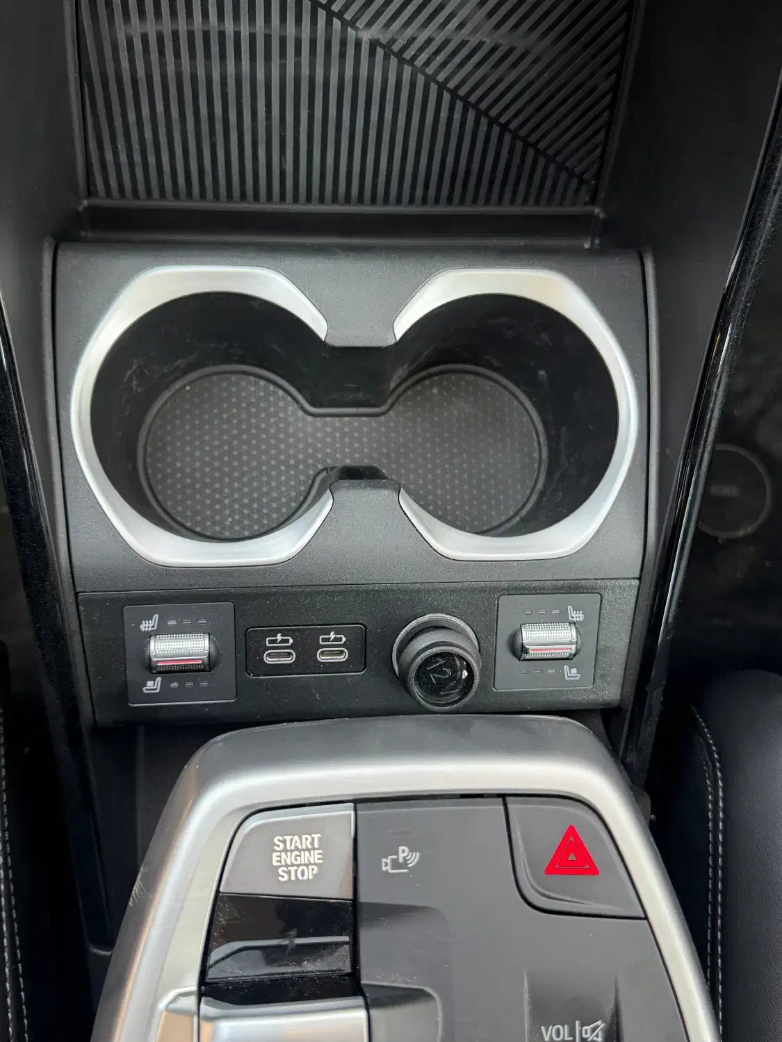 X2 2025|خودرو سواری و وانت|تهران, نیلوفر|دیوار