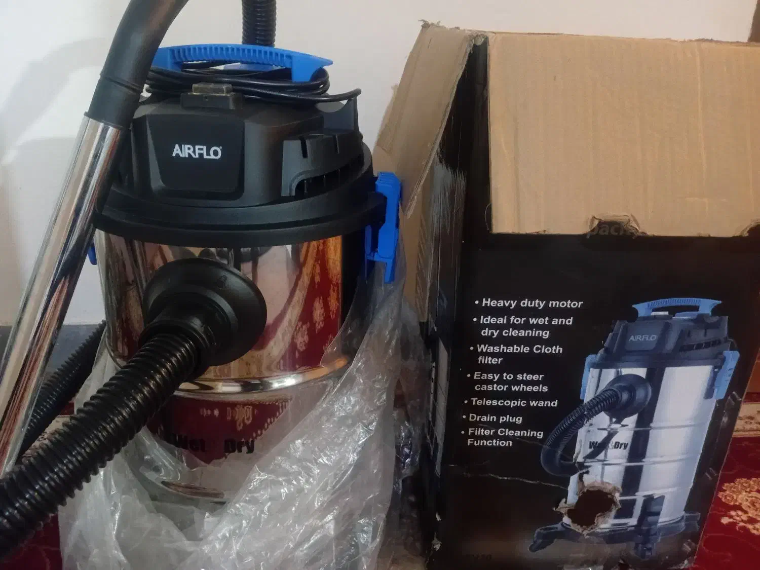 جاروبرقی کاملا نو تو کارتن|جاروبرقی، جارو شارژی، بخارشو|بهبهان, |دیوار