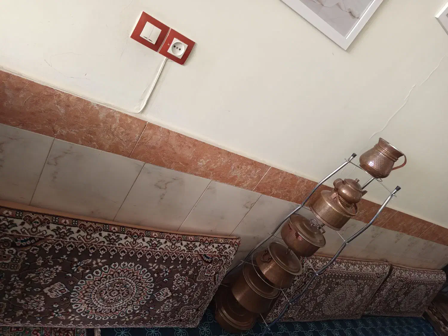 پشتی|پشتی|بیرجند, |دیوار