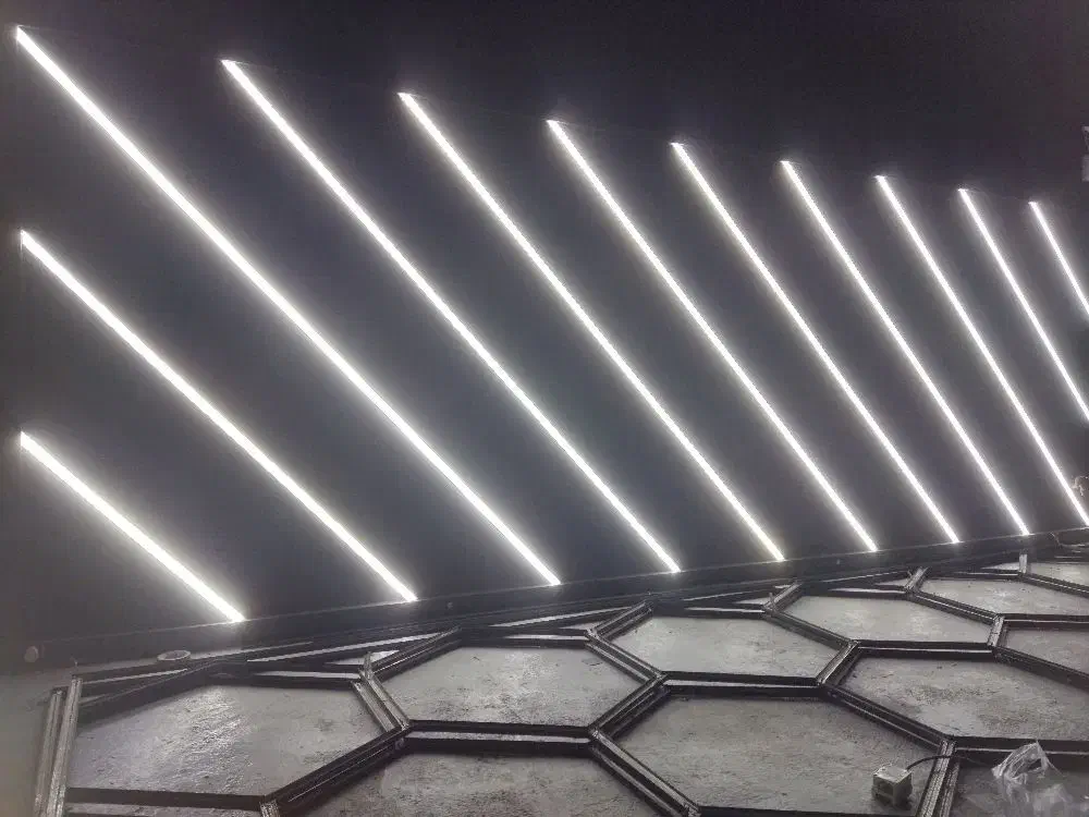 برقکار ، نصاب لوستر ، هالوژن ، سیم کشی ، اتصالی|خدمات پیشه و مهارت|پردیس, فاز ۱|دیوار