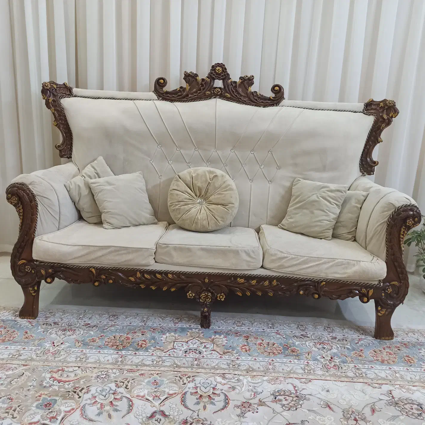 مبل هفت نفره با میز ناهار خوری ست|مبلمان خانگی و میز عسلی|یزد, |دیوار