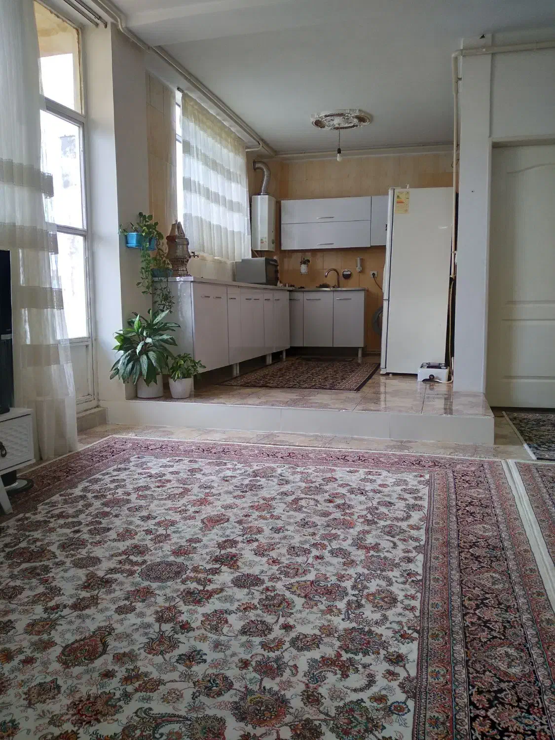 فروش آپارتمان ۶۵ متری رو به روی کلینیک مهدیه|فروش آپارتمان|کرمانشاه, |دیوار