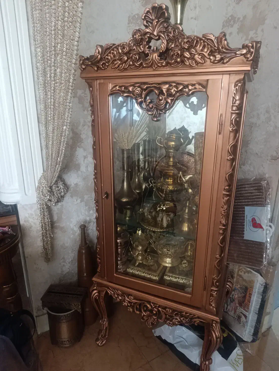 ویترین رنگ مسی چوب راش|بوفه، ویترین، کنسول|فولادشهر, B4|دیوار