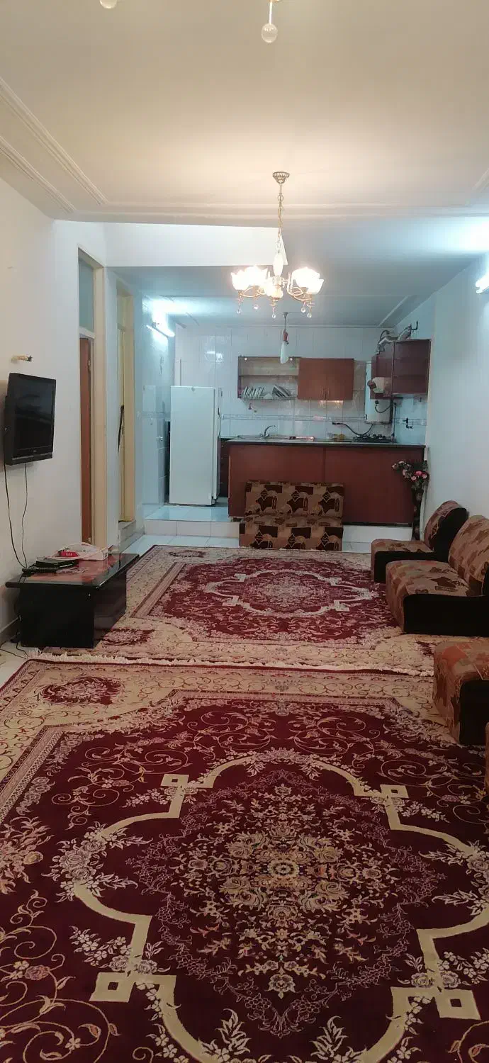 اجاره روزانه منزل دو خوابه|اجارهٔ کوتاهمدت آپارتمان و سوئیت|شیراز, درکی|دیوار