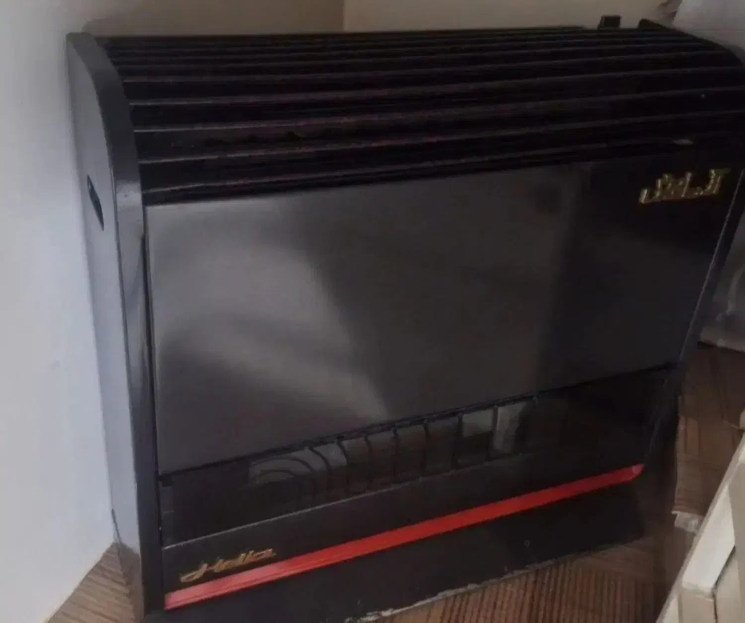 بخاری آزمایش مدل هلیا|بخاری، هیتر، شومینه|شهرکرد, |دیوار