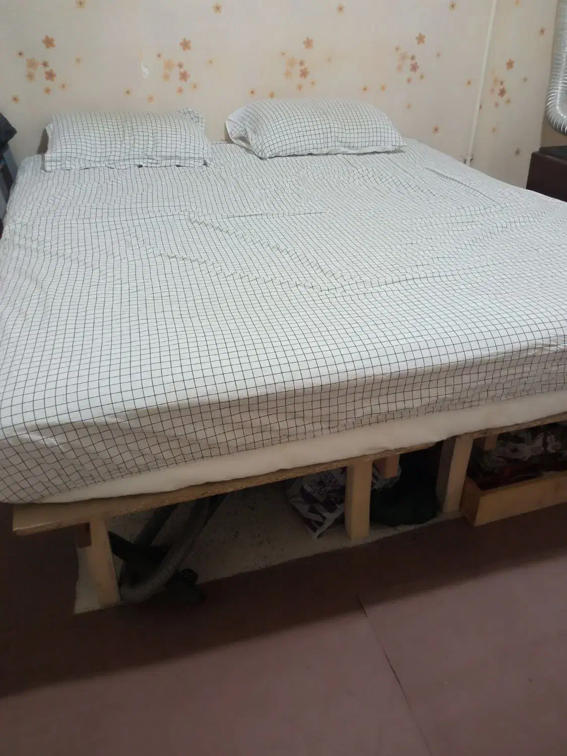 کفی تختخواب دونفره نونو|تخت و سرویس خواب|اراک, |دیوار