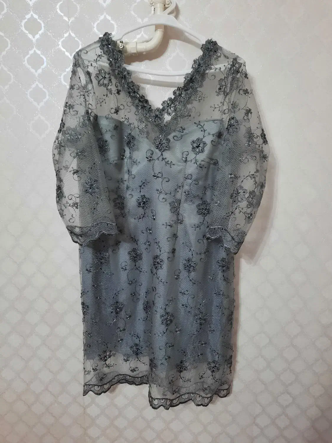 پیراهن مجلسی|لباس|همدان, |دیوار