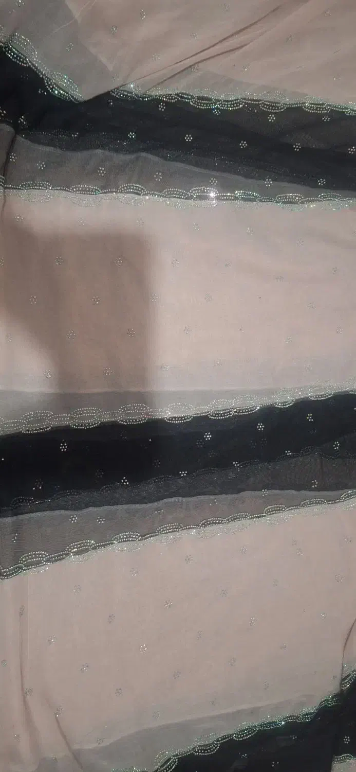 چادر  نگینی|لباس|قشم, |دیوار