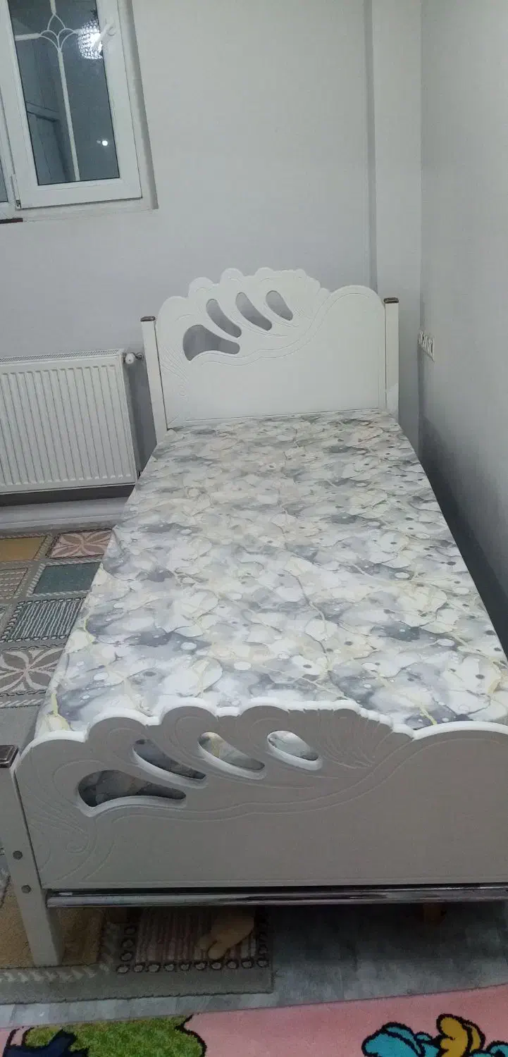 تخت خواب تک نفره همراه با تشک|تشک تختخواب|لنگرود, |دیوار