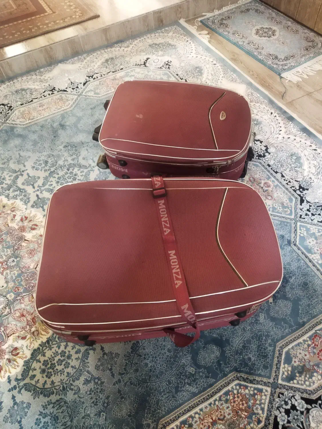 چمدان|کیف، کفش، کمربند|مشکین‌دشت, |دیوار