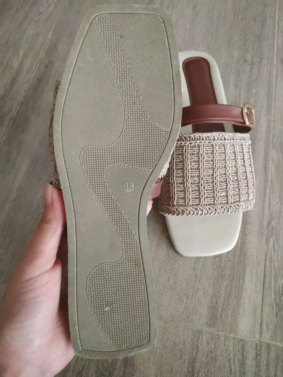 صندل|کیف، کفش، کمربند|کرمانشاه, |دیوار