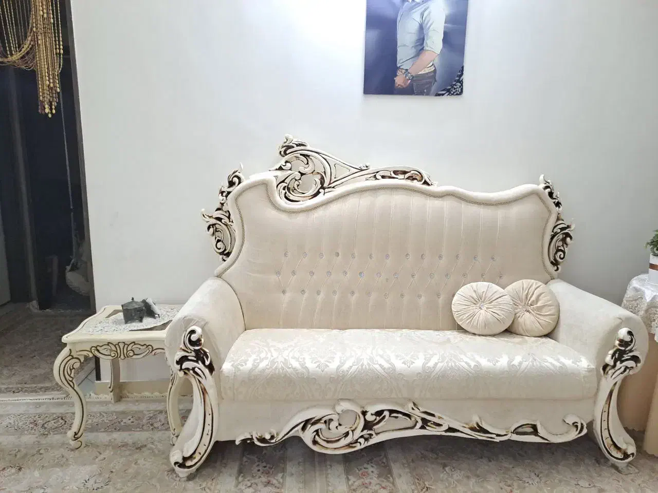 مبل|مبلمان خانگی و میز عسلی|گلبهار, شهر جدید گلبهار|دیوار