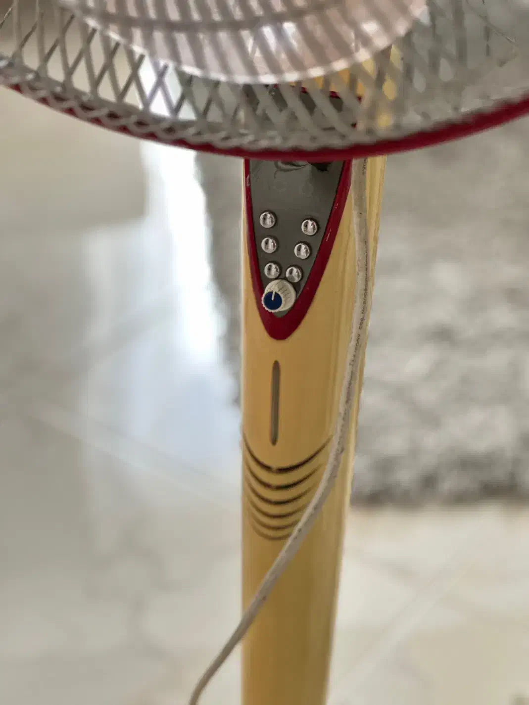 پنکه پایه بلند|پنکه و تصفیهکنندهٔ هوا|تهران, صادقیه|دیوار