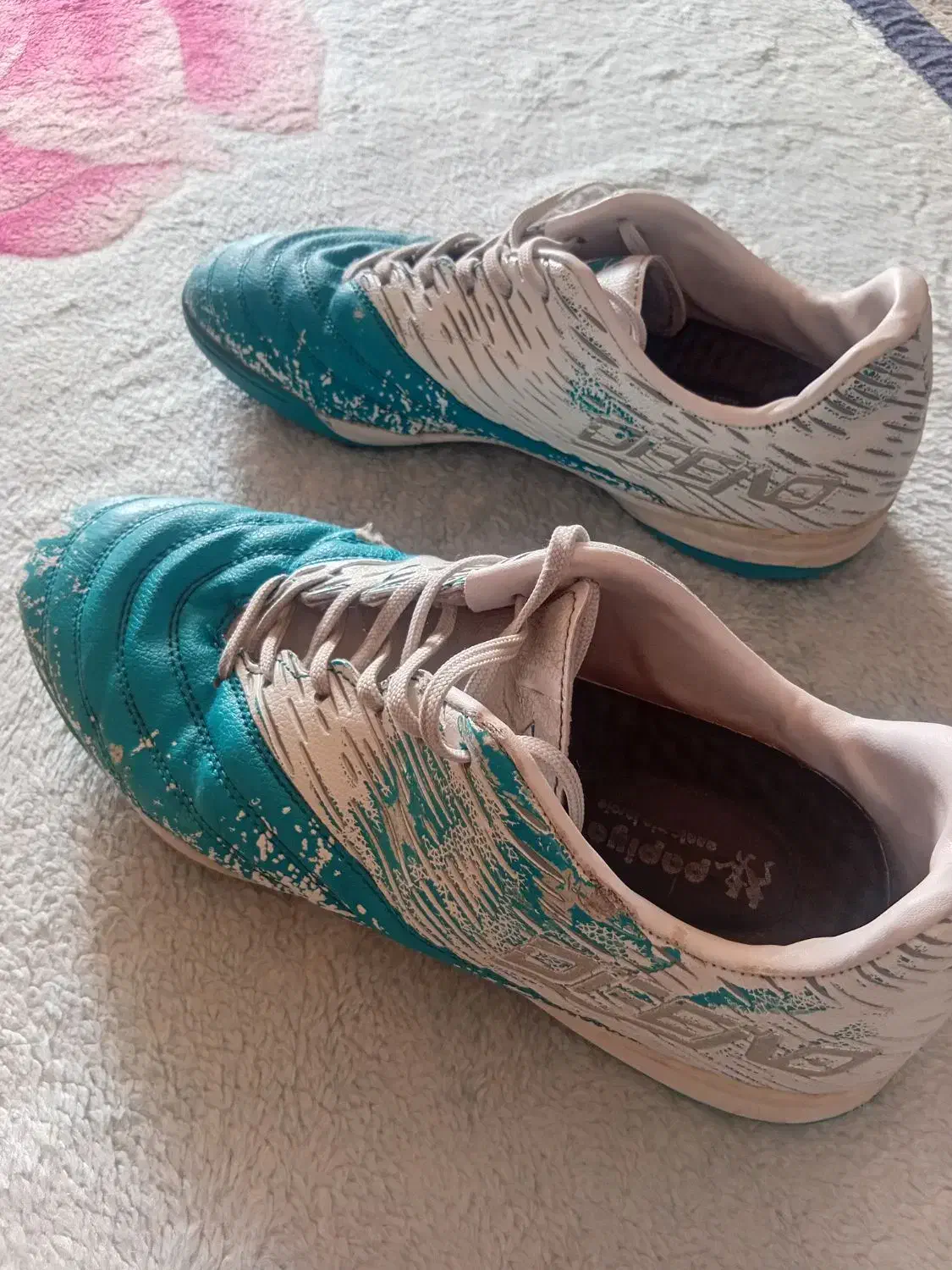 کفش سالنی دیفانو سایز ۴۳|تجهیزات ورزشی|بندر انزلی, کارآموزی|دیوار