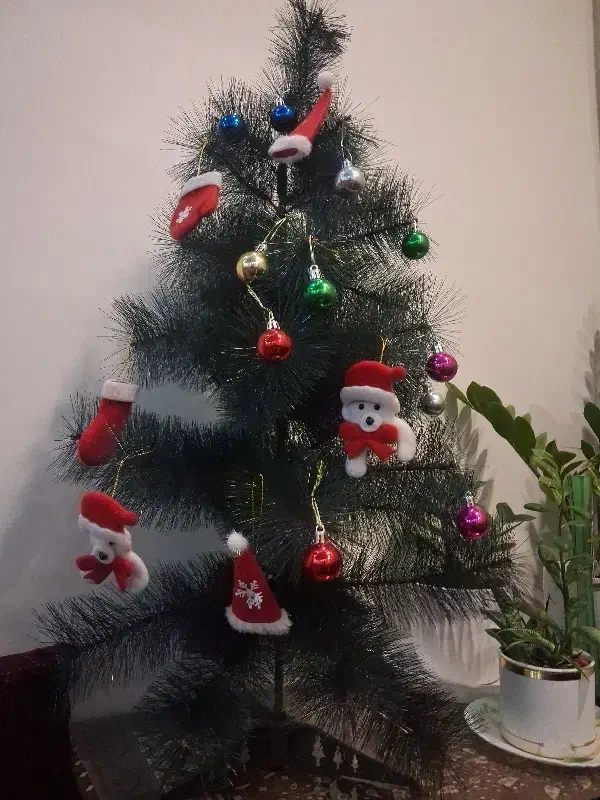 درخت کریسمس|گل مصنوعی|تهران, چهارصد دستگاه|دیوار