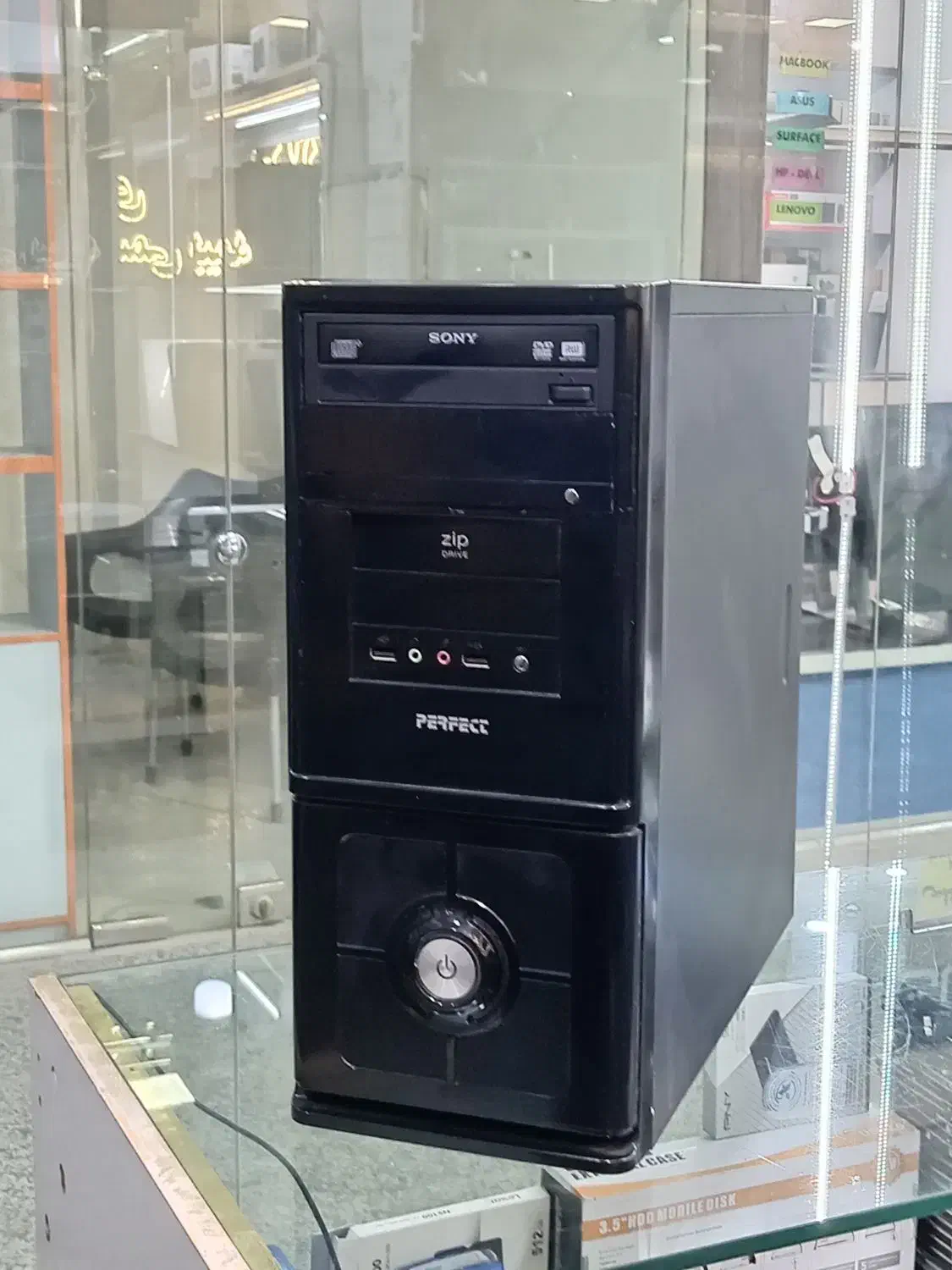 کامپیوتر کامل گرافیک دار حرفه ای|رایانه رومیزی|همدان, |دیوار