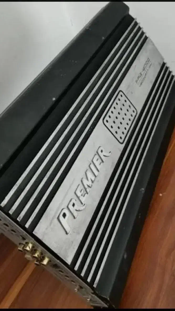 جعبه باکس و آمپ پریمیر12هزار آمریکایی قدیمی|قطعات یدکی و لوازم جانبی|زاهدان, |دیوار