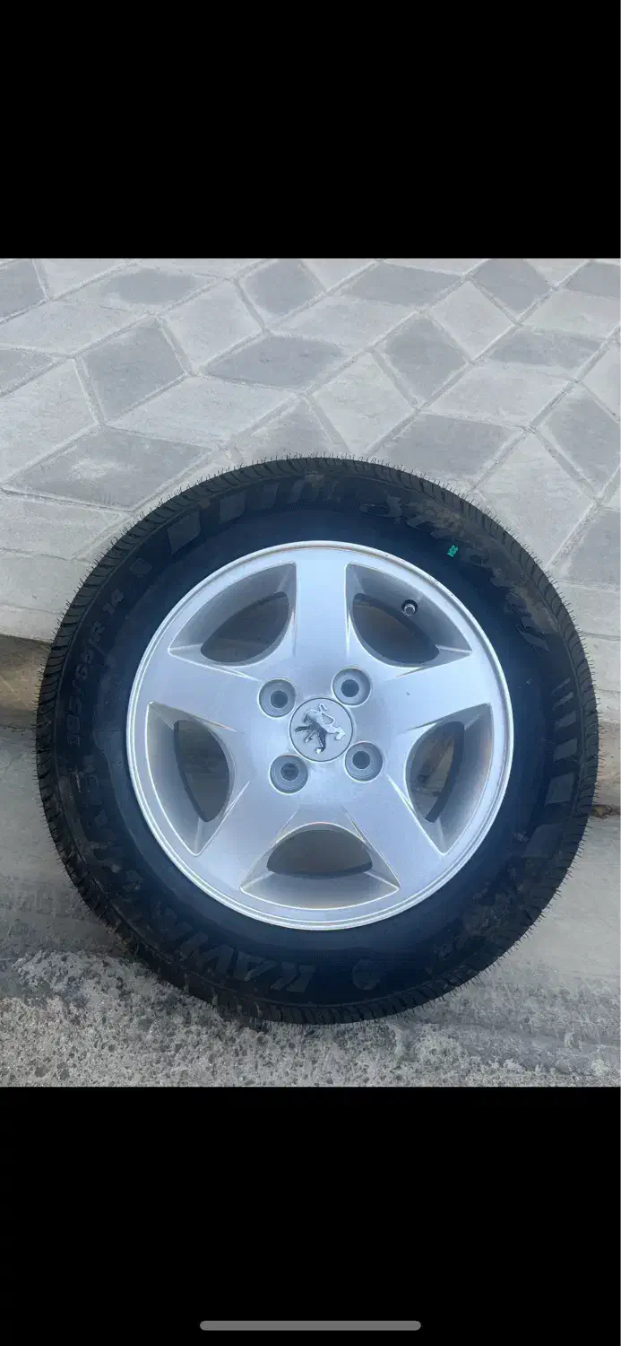 رینگ و لاستیک 207|قطعات یدکی و لوازم جانبی|تهران, تهرانپارس غربی|دیوار