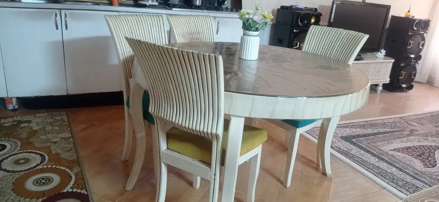 میز نهارخوری چهارنفره|میز و صندلی غذاخوری|نیشابور, هفده شهریور|دیوار