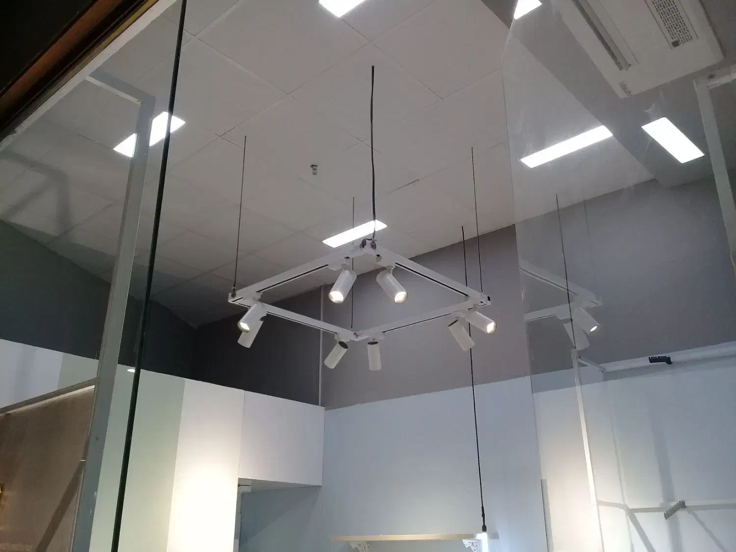 انجام خدمات برق ساختمان|خدمات پیشه و مهارت|بجنورد, |دیوار