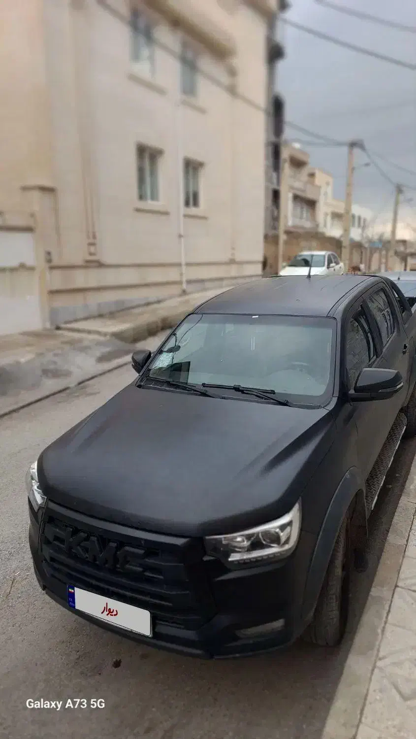 کی ام سی مدل 1402|خودرو سواری و وانت|اسلام‌شهر, شهرک قائمیه|دیوار