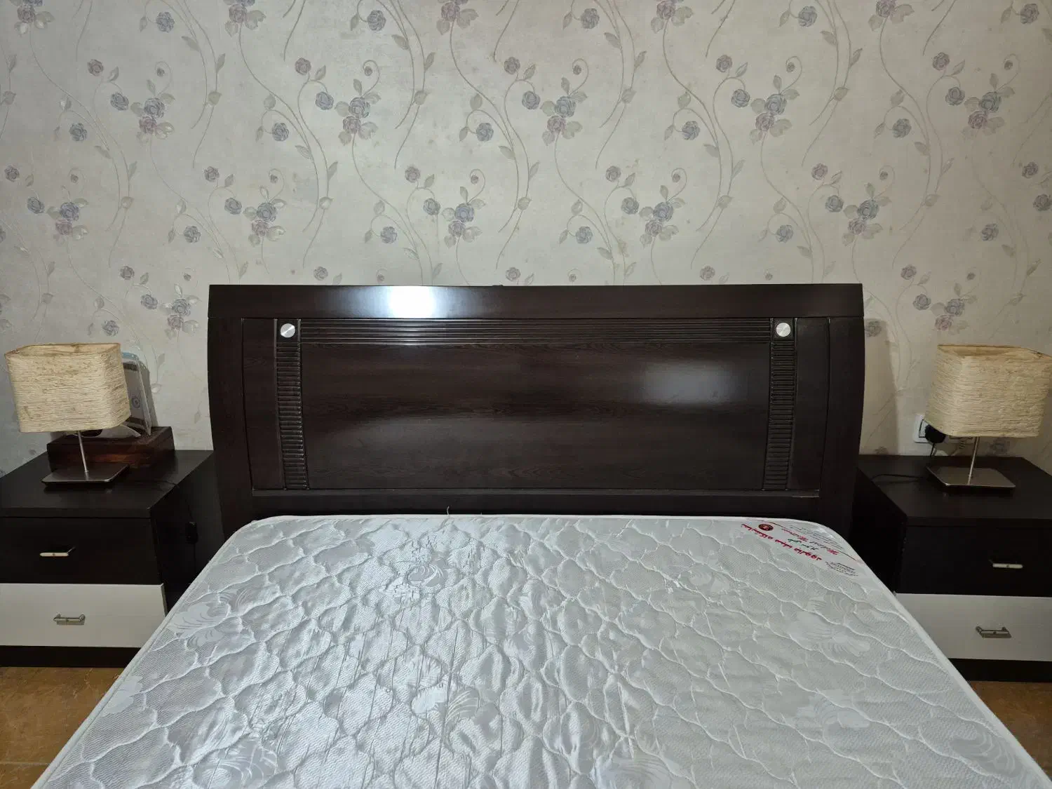 سرویس خواب|تخت و سرویس خواب|قشم, |دیوار