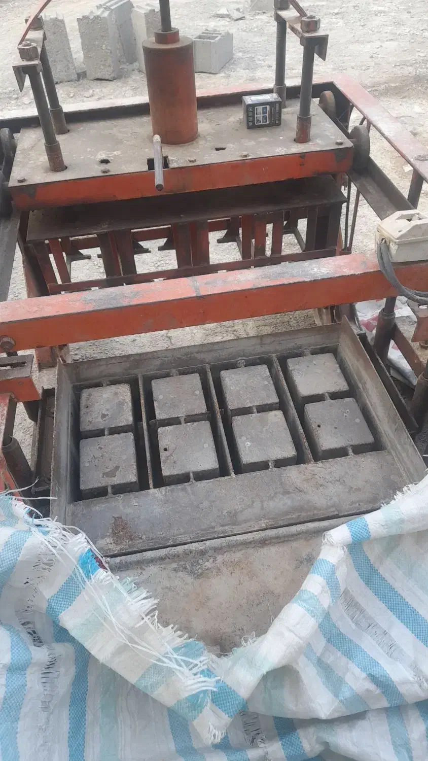 دستگاه بلوک تر و تمیز|ابزارآلات|اهر, |دیوار