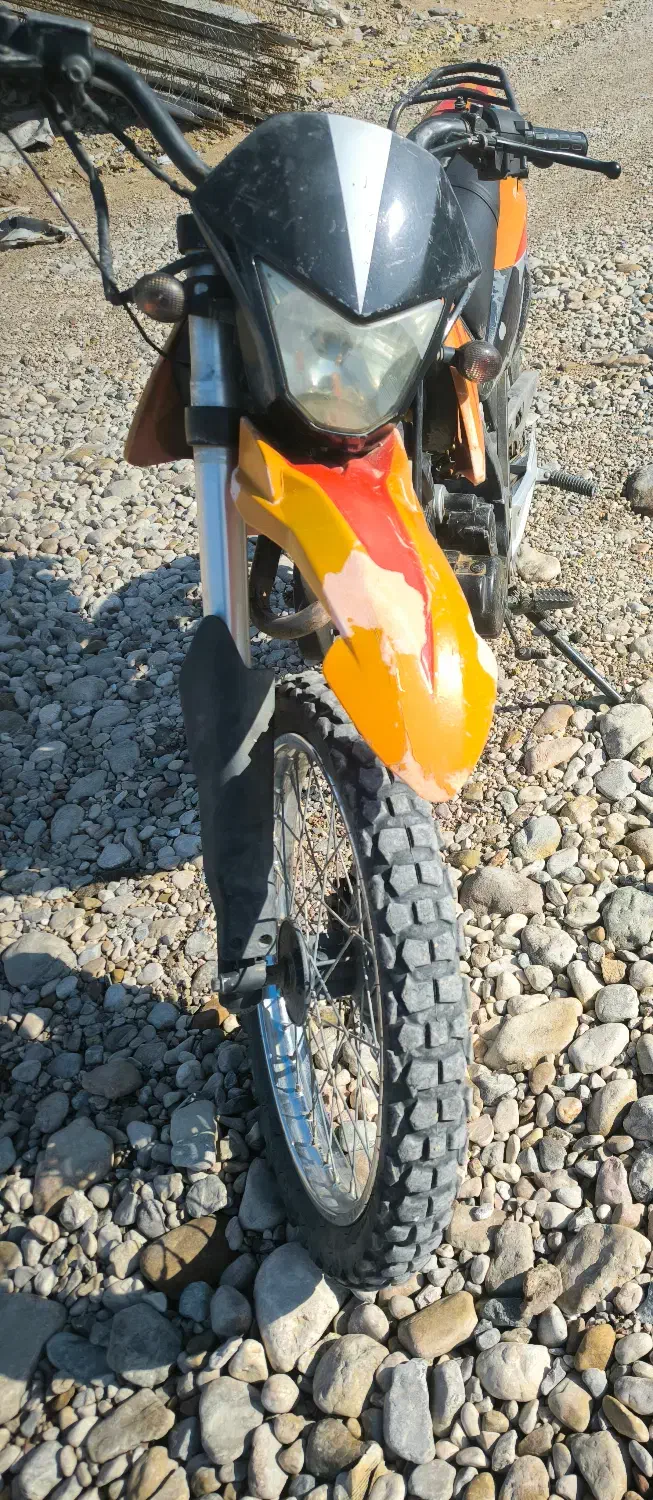 تریل۲۵۰ پیشرو مدل۱۳۹۰|موتورسیکلت|طبس, |دیوار